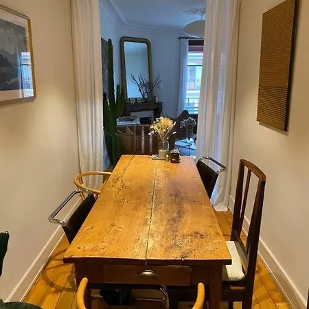 Lovely Large Flat With Balcony Appartement